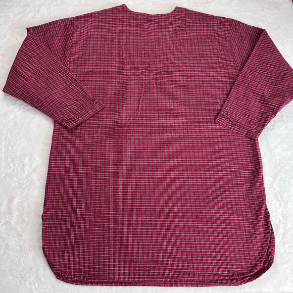 Disney Store Vintage Red Plaid Night Gown Winnie Pooh & Eeyore women’s Sz Medium - Picture 2 of 7